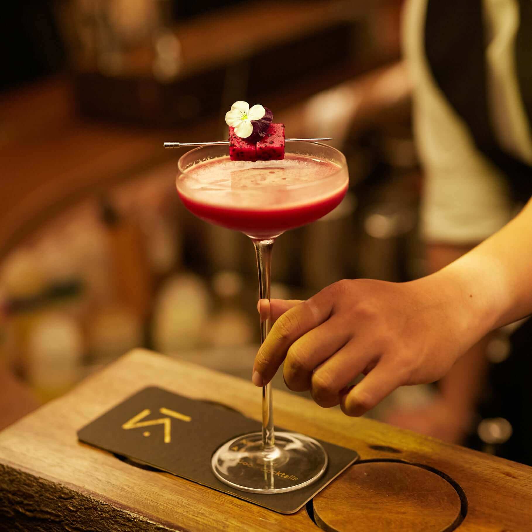 Đế lót ly giấy in cho 52/2 Labar Cocktail Bar